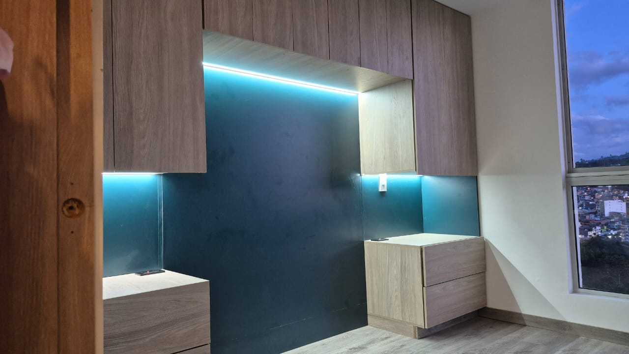 Mueble flotante con iluminaci?n LED